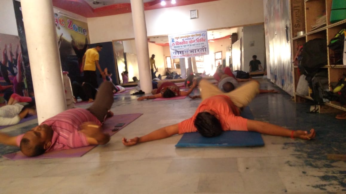 पंचम अंतर्राष्ट्रीय योग दिवस मनाने के लिए सरकार ने दिल्ली समेत पांच शहरों को विकल्प के रूप में चुना पंचम अंतर्राष्ट्रीय योग दिवस मनाने के लिए सरकार ने दिल्ली समेत पांच शहरों को विकल्प के रूप में चुना