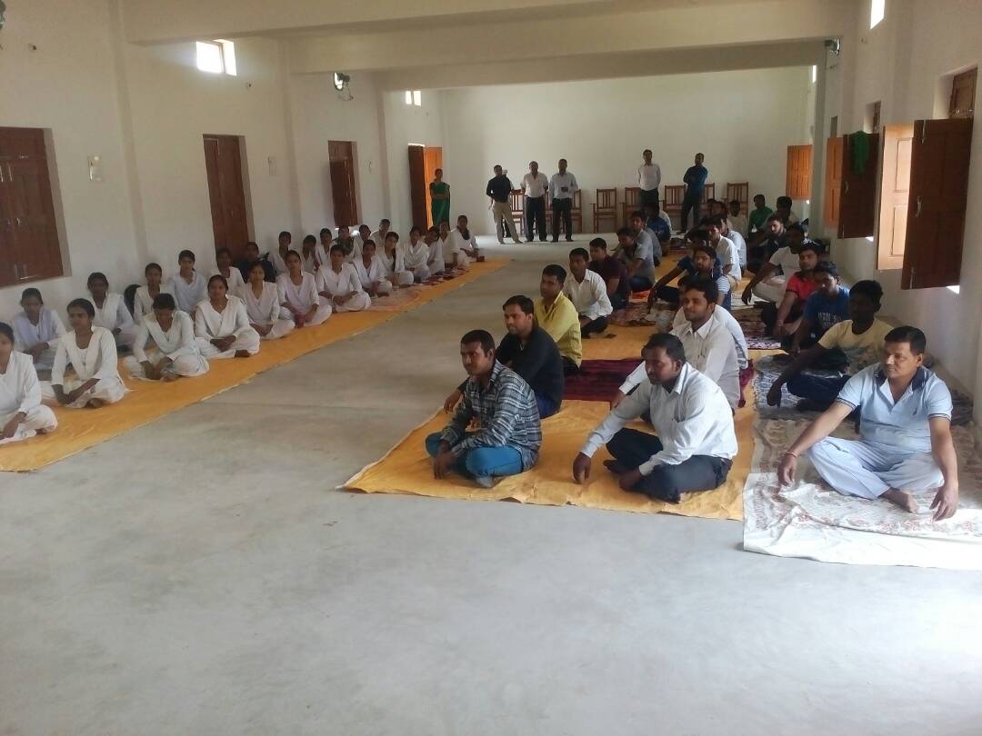 उत्तर प्रदेश में बेसिक स्कूलों के बच्चे पढ़ेंगे योगा का पाठ उत्तर प्रदेश में बेसिक स्कूलों के बच्चे पढ़ेंगे योगा का पाठ