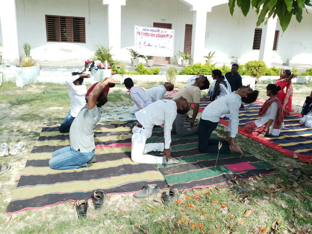 चतुर्थ अंतरराष्ट्रीय योग दिवस यू पी के लिए होगा खास चतुर्थ अंतरराष्ट्रीय योग दिवस यू पी के लिए होगा खास