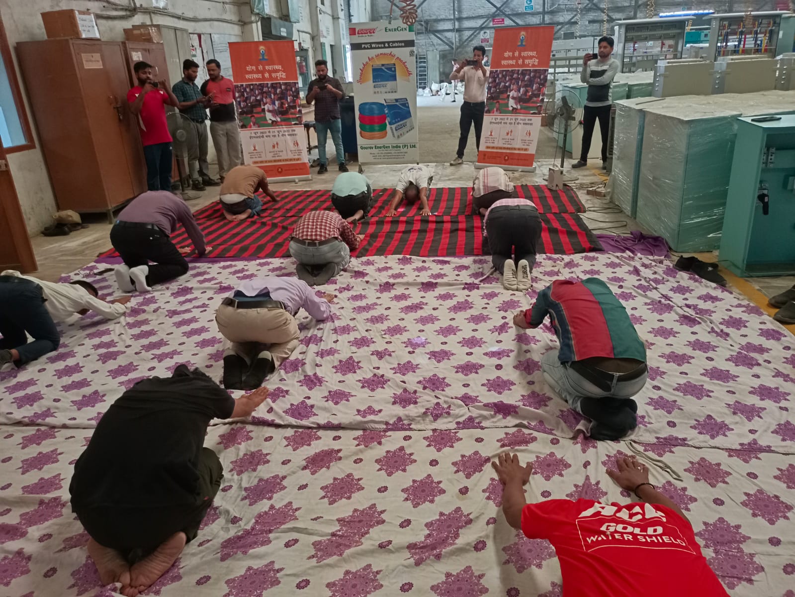 अष्टम योग दिवस के उपलक्ष्य में कामगारों के लिए पखवाड़ा में गौरव एनर्ज़ेन इंडिया प्रा लि बरेली में योग अष्टम योग दिवस के उपलक्ष्य में कामगारों के लिए पखवाड़ा में गौरव एनर्ज़ेन इंडिया प्रा लि बरेली में योग