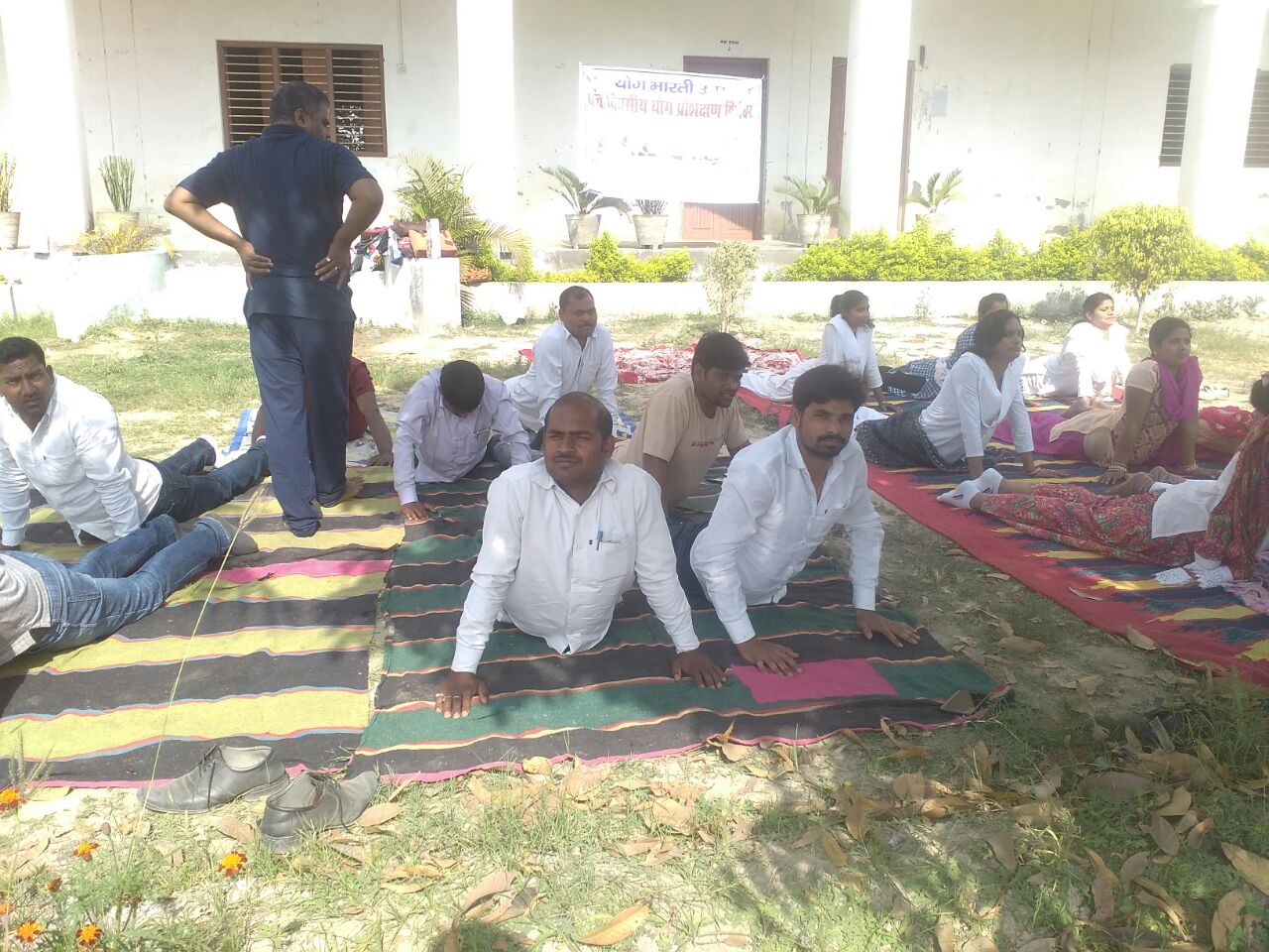 बलिया के कई डिग्री कालेजो में योग भारती द्वारा आयोजित योग शिविर बलिया के कई डिग्री कालेजो में योग भारती द्वारा आयोजित योग शिविर