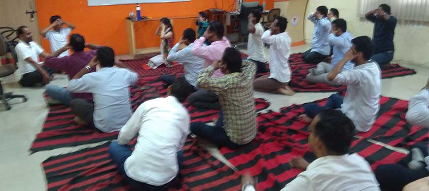 बैंक ऑफ़ बडौदा प्रशिक्षण केंद्र बरेली में एक दिवसीय निशुल्क योग प्रशिक्षण कार्यक्रम