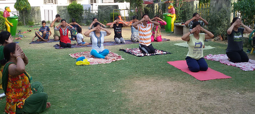 21 जून 2019 पंचम अंतरराष्ट्रीय योग दिवस (विश्व योगा दिवस) की तैयारियां आरंभ हो गई हैं। योग भारती की राजेन्द्र नगर शाखा में 21 जून 2019 पंचम अंतरराष्ट्रीय योग दिवस (विश्व योगा दिवस) की तैयारियां आरंभ हो गई हैं। योग भारती की राजेन्द्र नगर शाखा में