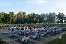 शाहजहाँपुर कैंटोमेंट ब्रिगेड में आवा के तत्वावधान योग भारती द्वारा योग शिविर 