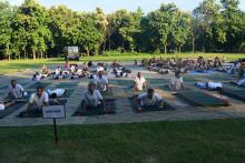 शाहजहाँपुर कैंटोमेंट ब्रिगेड में आवा के तत्वावधान योग भारती द्वारा योग शिविर 