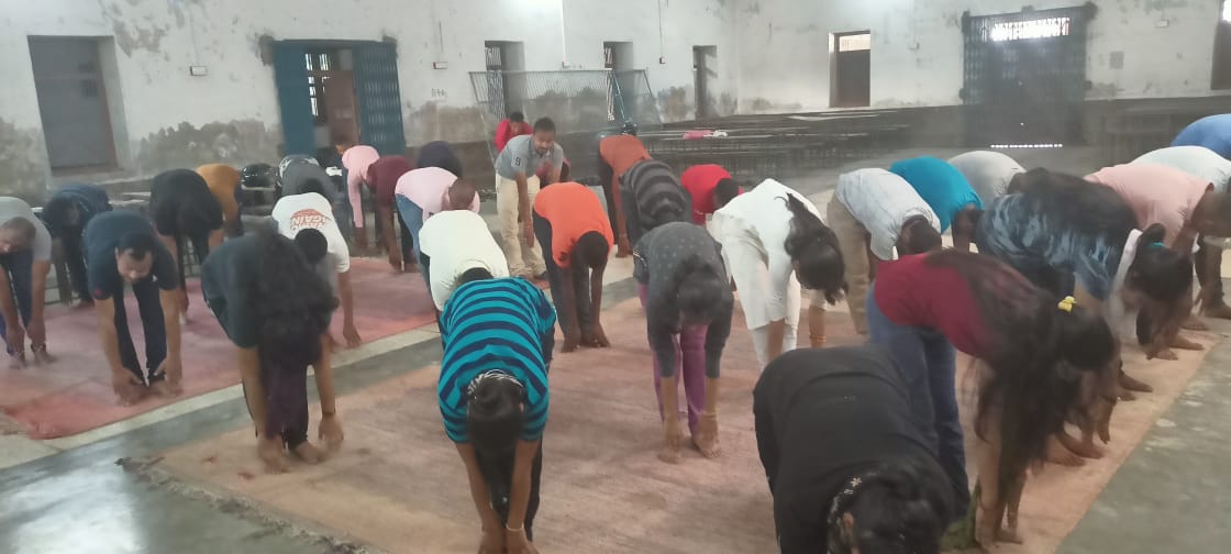 मिशन फिट इंडिया रेल कर्मी नियमित करेंगे योग मिशन फिट इंडिया रेल कर्मी नियमित करेंगे योग